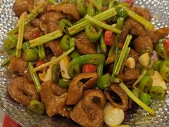 -鑫巴蜀小镇 · 水煮鱼专研店(玉桥店)
