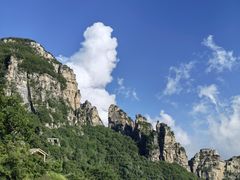 -兴芮温泉度假区