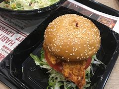 黄金鸡排汉堡-The Habit Burger Grill 哈比特汉堡(复兴soho店)