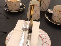 -Salon de The de Joel Robuchon(外滩18号店)