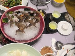 -红鼎豆捞·非遗鲍皇汤火锅(宝丰路店)