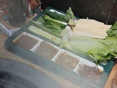 -咱屯子铁锅炖直营店(保利店)