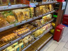 -全家便利店(愚园店)