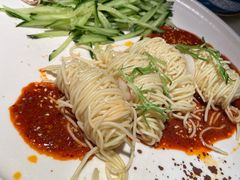 鸡丝拌面-桂满陇天书(南京德基旗舰店)