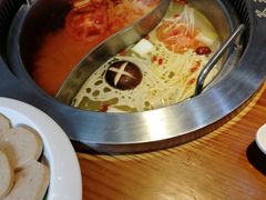 鸳鸯锅-签味爽成都老火锅串串(窑头路店)