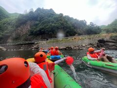 -安吉龙王山峡谷漂流
