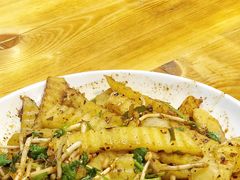 -遵义虾子卢四羊肉粉(大沽路店)