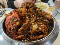 -凤凰路何眼镜香辣蟹(花果园店)