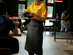 -必胜客(花舞大唐博物馆店)