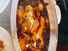 -鑫巴蜀小镇 · 水煮鱼专研店(玉桥店)