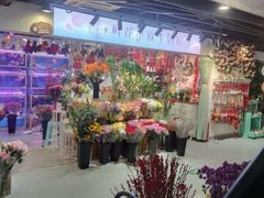 -第5大道精品休闲购物广场