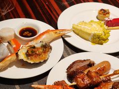 -广州万富希尔顿酒店·感趣自助餐厅·金秋蟹宴生蚝海鲜刺身