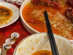 -李双猪·小龙虾·烧烤·羊肉煲(乐山店)