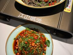 麻酱凉皮-江边城外烤全鱼(世茂广场店)