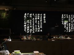 -洪氏嗨捞·广东猪肚鸡·椰子鸡火锅(西咸万象城店)
