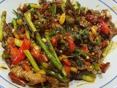 -荆九爷爆炒桥头三嫩(云南北路店)