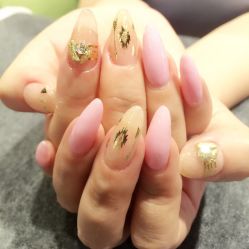 -Hertha Beauty Salon