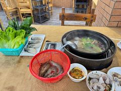 -濠轩阁特色生蚝火锅(水湾路店)