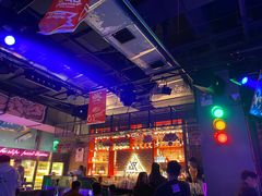 -UP嘻哈酒吧(粉巢店)