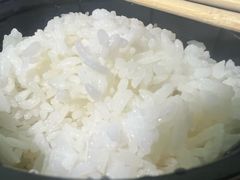 -愉肴麻辣香锅(中山路店)