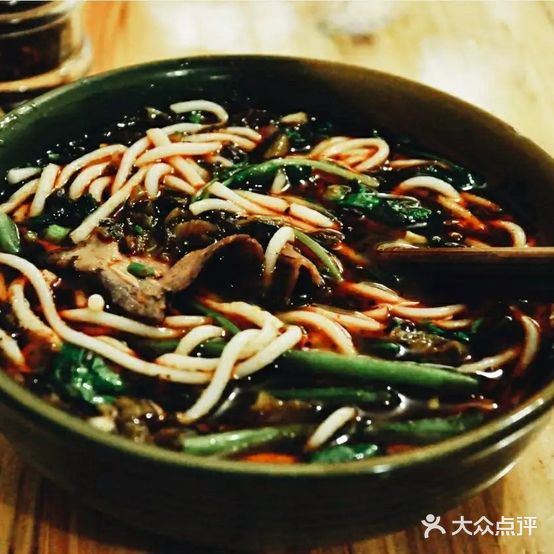 曹氏金沙羊肉粉(延安中路店)