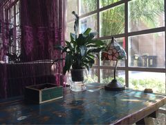 靠窗位-三小姐咖啡店西餐下午茶(太平门直街店)