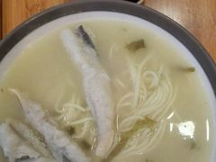 -阿莉餐厅(枣阳路店)