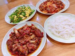 猪蹄面-贤花饭店(城阳店)