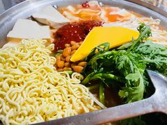 部队锅加芝士-富乐满韩国正宗炸鸡韩国料理(虹泉路店)