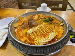 -喇喇排骨火锅·传统韩式脊骨汤(望京西园总店)
