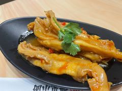 -遇见小面(白云机场T2安检外店)