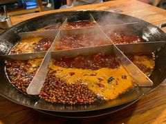 -岗上渣渣老火锅(两路口店)