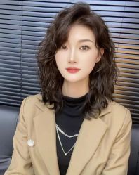 -可可·人气烫发Salon女士专属