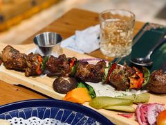 -米德维奇俄式西餐厅(西六道街店)