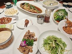 -梅利汴京烤鸭•开封豫菜地标店(东大街店)
