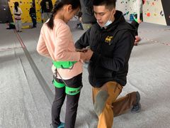 -问山MountQuest攀岩馆