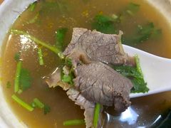 -黄阿姨锅贴大王(万航渡路店)