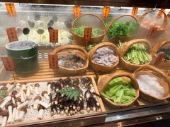 -一绪に和牛寿喜烧(罗湖益田假日店)