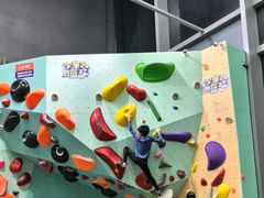 -蓝天攀岩-青少年训练(罗湖益田假日广场店)