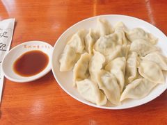 -东北四季饺子王(华山路店)