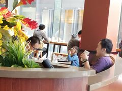 大堂-The Habit Burger Grill 哈比特汉堡(复兴soho店)