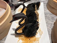 黑天鹅榴莲酥-悦秀·高级粤菜