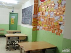 大堂-做了不起的80后