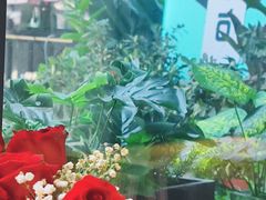 -臻鲜燕海鲜融合餐厅(金陵style店)
