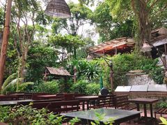 -卷心菜和避孕套餐厅(Pattaya)
