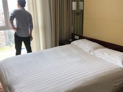 -上海徐汇瑞峰酒店