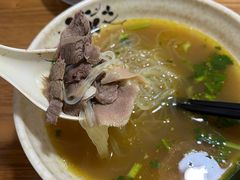 -黄阿姨锅贴大王(万航渡路店)