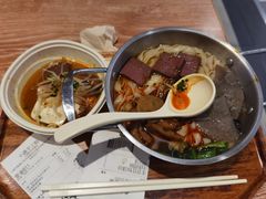 -小满手工粉(上海新世界城店)