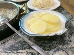 -乳仔牛牦牛汤锅 烤羊排(松潘古城店)