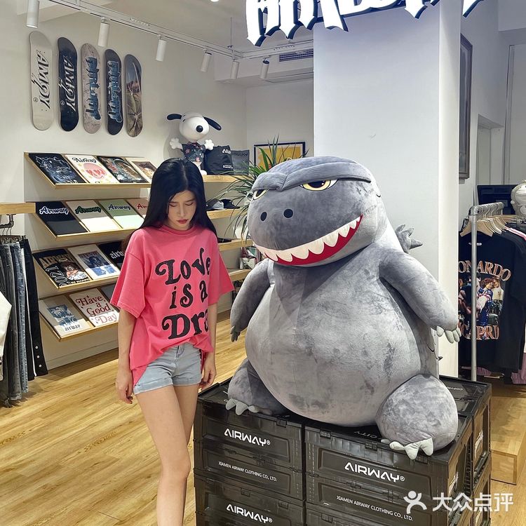 厦门探店｜本土国潮超亲民价的潮牌店！